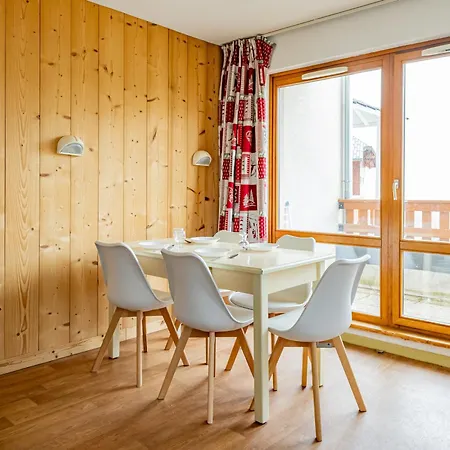 Aux Pistes, 6 Pers, 2 Ch, Sans Wifi - Fr-1-807-129