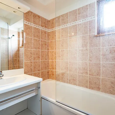 Aux Pistes, 6 Pers, 2 Ch, Sans Wifi - Fr-1-807-129