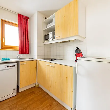 Aux Pistes, 6 Pers, 2 Ch, Sans Wifi - Fr-1-807-129 *